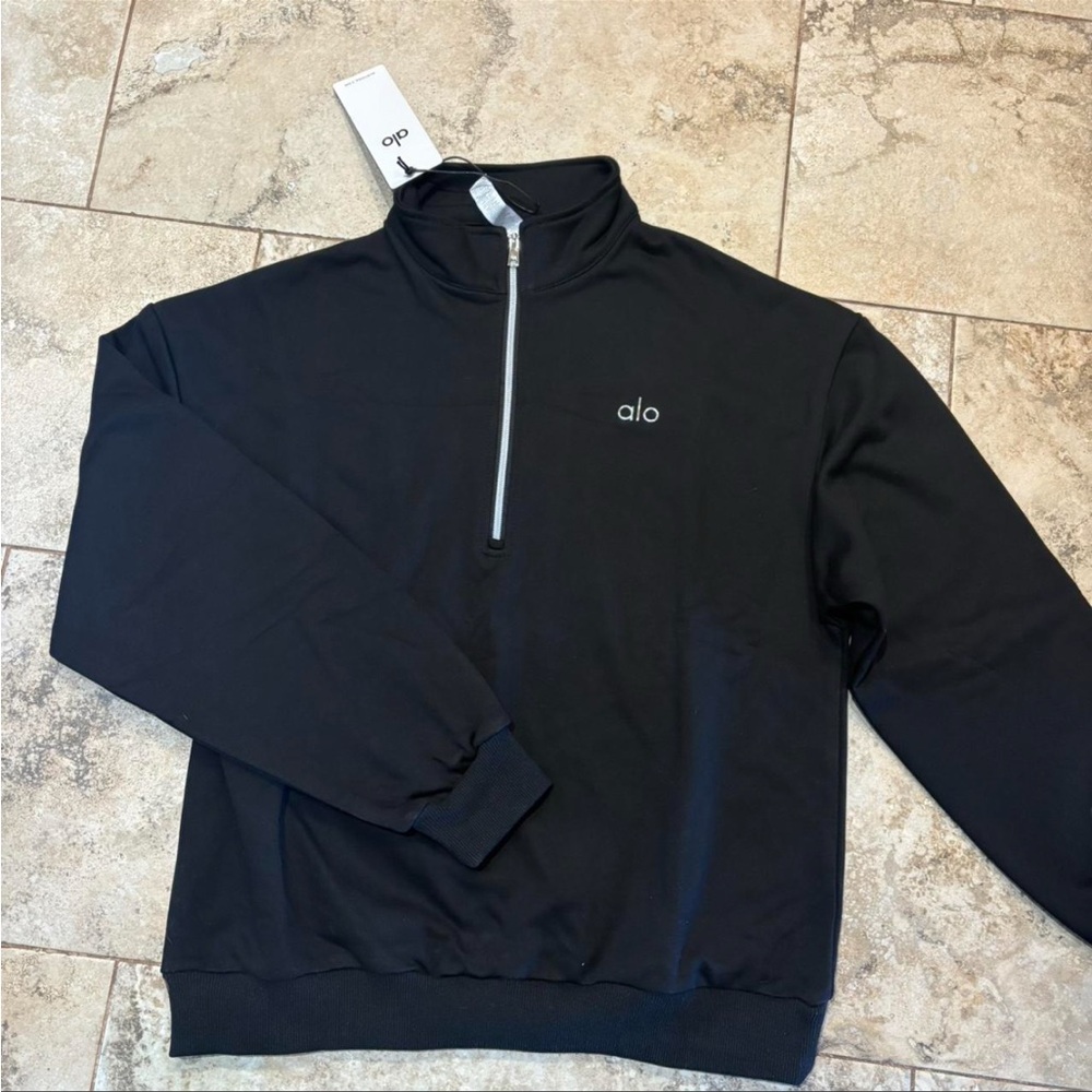 ALO Yoga Men’s Black Half-Zip Pullover Sweater
